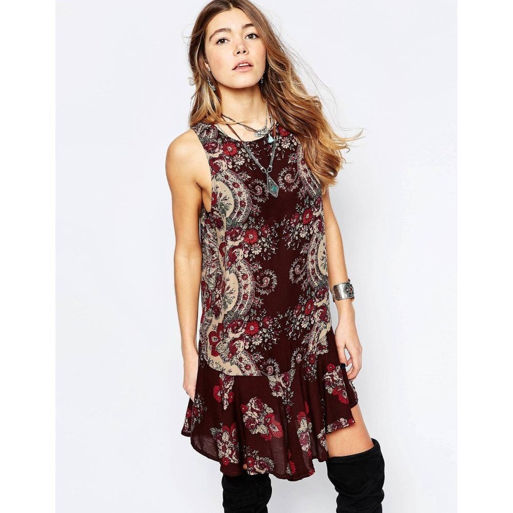 Boho Paisley Sleeveless Mini Dress in Burgundy